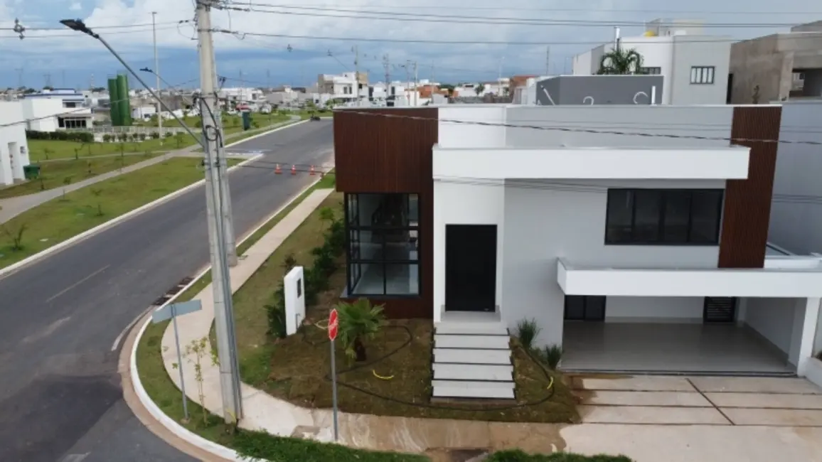 Casa com 3 quartos à venda, 214m2 em Cuiaba - MT - imagem 6 Foto 6 de Casa com 3 quartos à venda, 214m2 em Cuiaba - MT