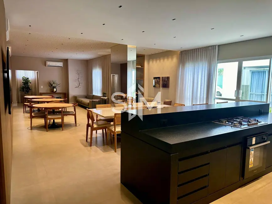 Apartamento com 3 quartos à venda, 137m2 em Duque de Caxias, Cuiaba - MT - imagem 8 Foto 8 de Apartamento com 3 quartos à venda, 137m2 em Duque de Caxias, Cuiaba - MT