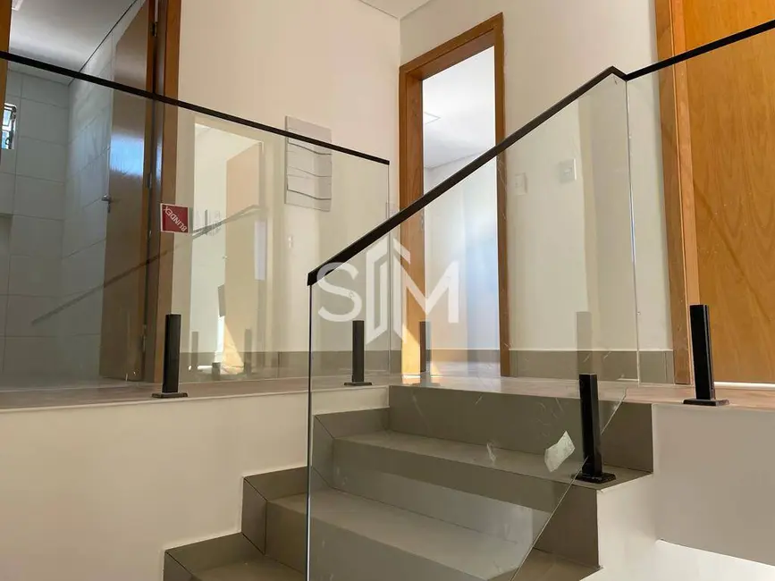 Casa com 3 quartos à venda, 120m2 em Jardim Tropical, Cuiaba - MT - imagem 9 Foto 9 de Casa com 3 quartos à venda, 120m2 em Jardim Tropical, Cuiaba - MT