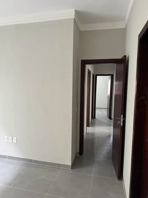 Casa de Condomínio com 3 quartos à venda, 260m2 em Distrito Industrial, Cuiaba - MT - imagem 9 Foto 9 de Casa de Condomínio com 3 quartos à venda, 260m2 em Distrito Industrial, Cuiaba - MT