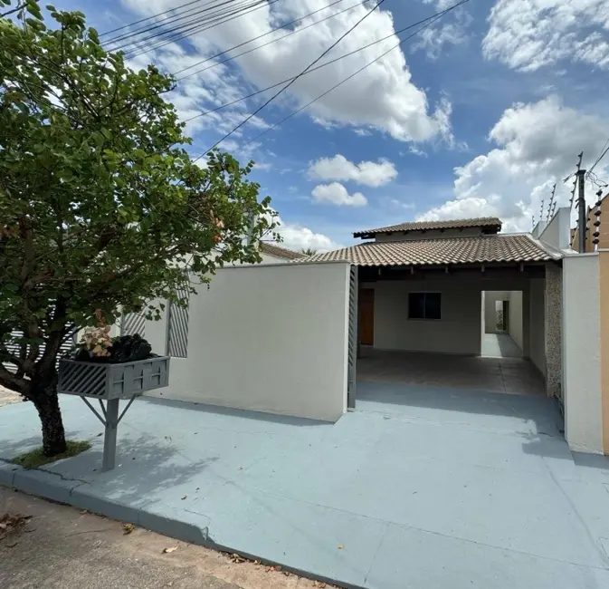 Casa de Condomínio com 3 quartos à venda, 260m2 em Distrito Industrial, Cuiaba - MT - imagem 1 Foto 1 de Casa de Condomínio com 3 quartos à venda, 260m2 em Distrito Industrial, Cuiaba - MT