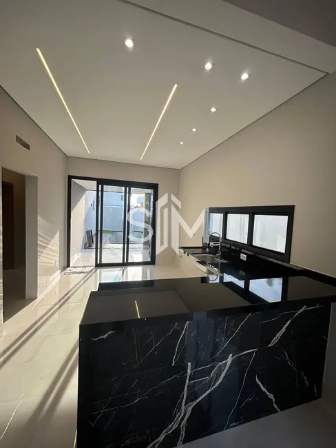 Casa com 3 quartos à venda, 320m2 em Jardim Imperial, Cuiaba - MT - imagem 4 Foto 4 de Casa com 3 quartos à venda, 320m2 em Jardim Imperial, Cuiaba - MT