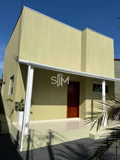 Foto 1 de Casa com 3 quartos à venda, 180m2 em Canelas, Varzea Grande - MT