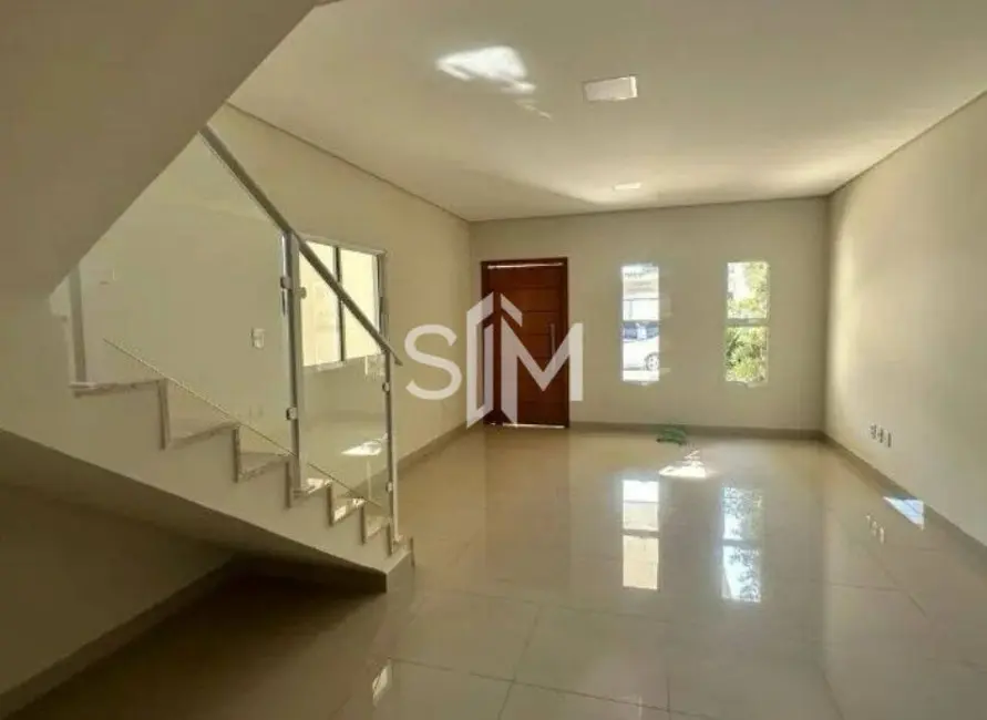 Casa com 3 quartos à venda em Santa Cruz, Cuiaba - MT - imagem 3 Foto 3 de Casa com 3 quartos à venda em Santa Cruz, Cuiaba - MT