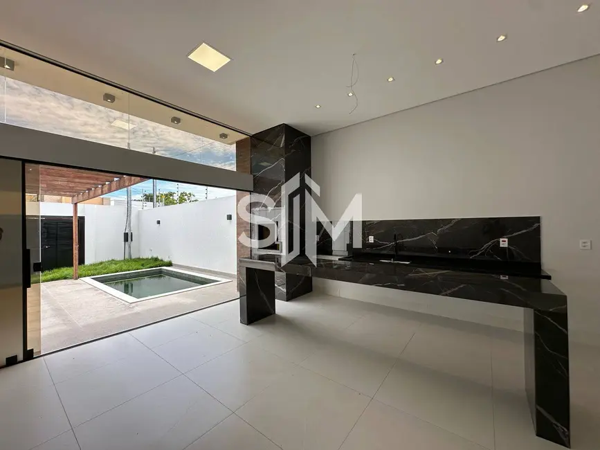 Casa com 3 quartos à venda, 180m2 em Jardim Universitário, Cuiaba - MT - imagem 3 Foto 3 de Casa com 3 quartos à venda, 180m2 em Jardim Universitário, Cuiaba - MT