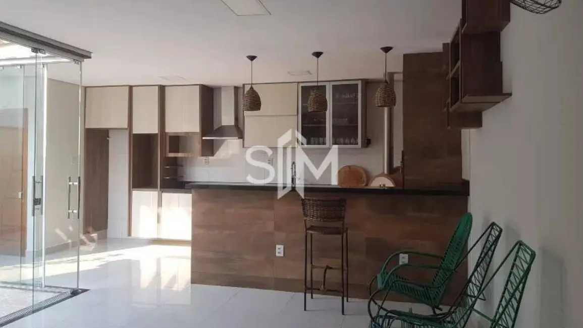 Foto 1 de Casa de Condomínio com 2 quartos à venda em Jardim Mossoró, Cuiaba - MT