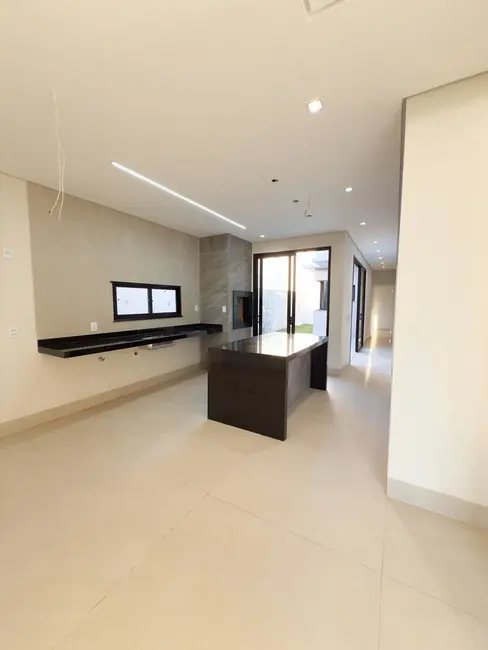 Casa de Condomínio com 3 quartos à venda, 148m2 em Cuiaba - MT - imagem 6 Foto 6 de Casa de Condomínio com 3 quartos à venda, 148m2 em Cuiaba - MT