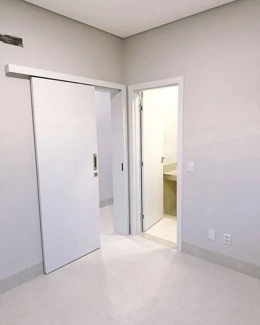 Casa de Condomínio com 3 quartos à venda, 150m2 em Cuiaba - MT - imagem 6 Foto 6 de Casa de Condomínio com 3 quartos à venda, 150m2 em Cuiaba - MT