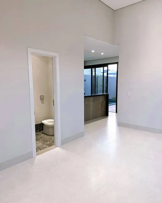 Casa de Condomínio com 3 quartos à venda, 150m2 em Cuiaba - MT - imagem 4 Foto 4 de Casa de Condomínio com 3 quartos à venda, 150m2 em Cuiaba - MT