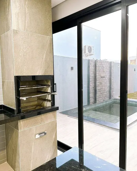 Casa de Condomínio com 3 quartos à venda, 150m2 em Cuiaba - MT - imagem 3 Foto 3 de Casa de Condomínio com 3 quartos à venda, 150m2 em Cuiaba - MT