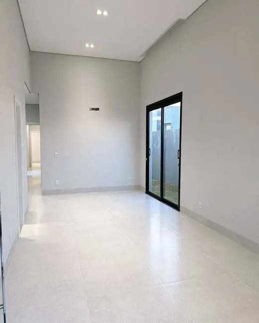 Casa de Condomínio com 3 quartos à venda, 150m2 em Cuiaba - MT - imagem 2 Foto 2 de Casa de Condomínio com 3 quartos à venda, 150m2 em Cuiaba - MT