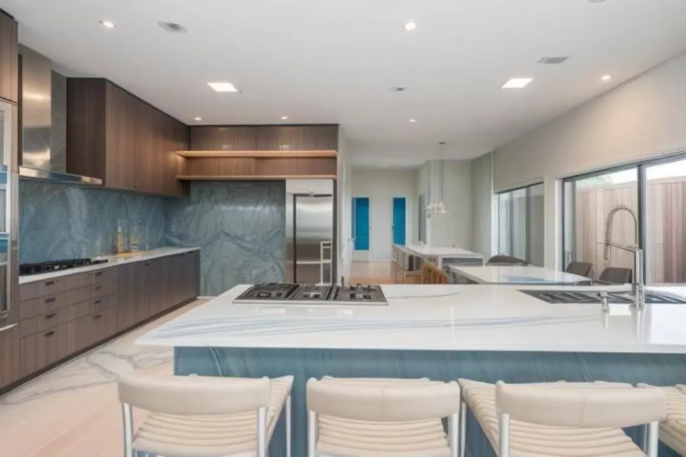 Casa com 3 quartos à venda, 289m2 em Ribeirão do Lipa, Cuiaba - MT - imagem 3 Foto 3 de Casa com 3 quartos à venda, 289m2 em Ribeirão do Lipa, Cuiaba - MT