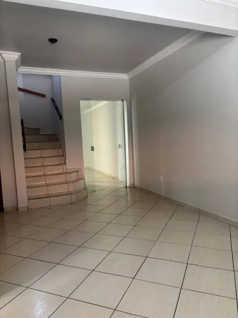 Foto 3 de Casa de Condomínio com 3 quartos à venda em Despraiado, Cuiaba - MT