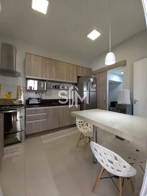 Casa de Condomínio com 3 quartos à venda, 200m2 em Ribeirão do Lipa, Cuiaba - MT - imagem 5 Foto 5 de Casa de Condomínio com 3 quartos à venda, 200m2 em Ribeirão do Lipa, Cuiaba - MT
