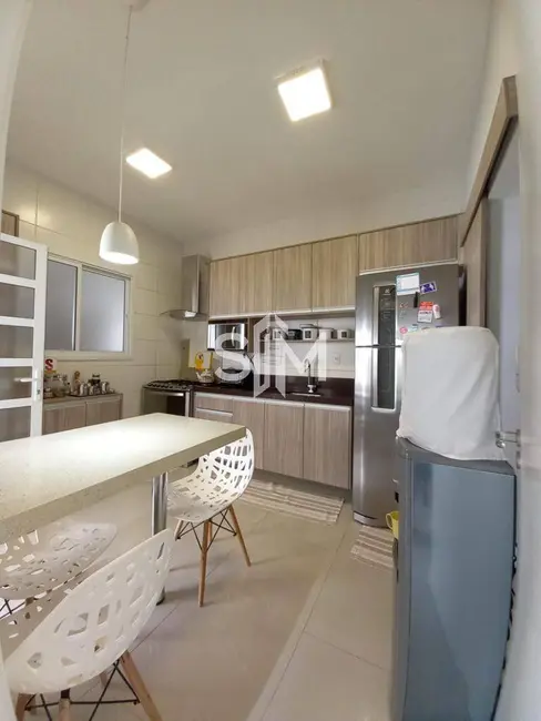 Casa de Condomínio com 3 quartos à venda, 200m2 em Ribeirão do Lipa, Cuiaba - MT - imagem 2 Foto 2 de Casa de Condomínio com 3 quartos à venda, 200m2 em Ribeirão do Lipa, Cuiaba - MT