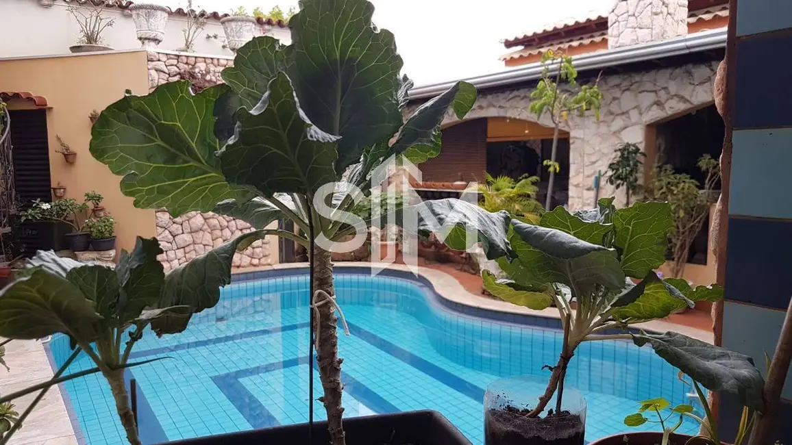 Foto 1 de Casa com 3 quartos à venda, 432m2 em Boa Esperança, Cuiaba - MT