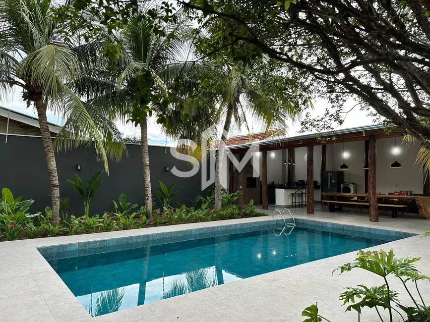 Casa com 4 quartos à venda, 876m2 em Boa Esperança, Cuiaba - MT - imagem 2 Foto 2 de Casa com 4 quartos à venda, 876m2 em Boa Esperança, Cuiaba - MT