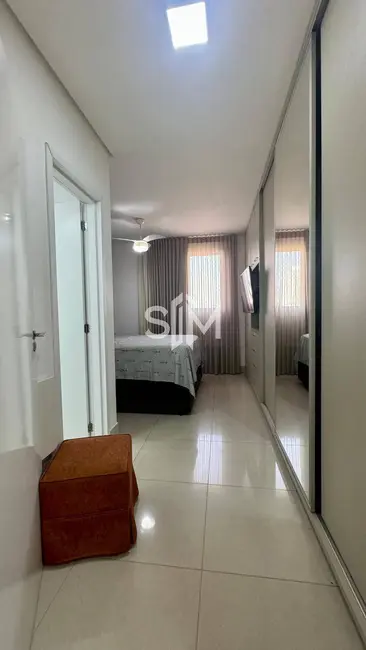 Apartamento com 3 quartos à venda, 147m2 em Duque de Caxias, Cuiaba - MT - imagem 3 Foto 3 de Apartamento com 3 quartos à venda, 147m2 em Duque de Caxias, Cuiaba - MT