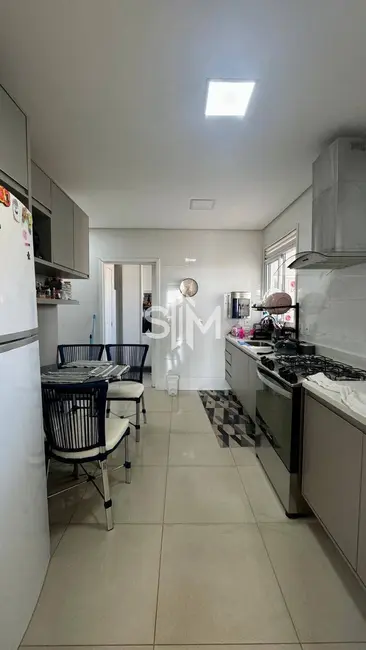 Apartamento com 3 quartos à venda, 147m2 em Duque de Caxias, Cuiaba - MT - imagem 6 Foto 6 de Apartamento com 3 quartos à venda, 147m2 em Duque de Caxias, Cuiaba - MT