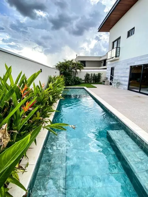 Casa de Condomínio com 3 quartos à venda, 490m2 em Cuiaba - MT - imagem 8 Foto 8 de Casa de Condomínio com 3 quartos à venda, 490m2 em Cuiaba - MT