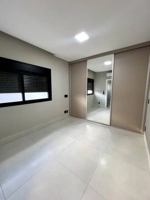 Foto 9 de Casa com 3 quartos para alugar, 200m2 em Morada dos Nobres, Cuiaba - MT