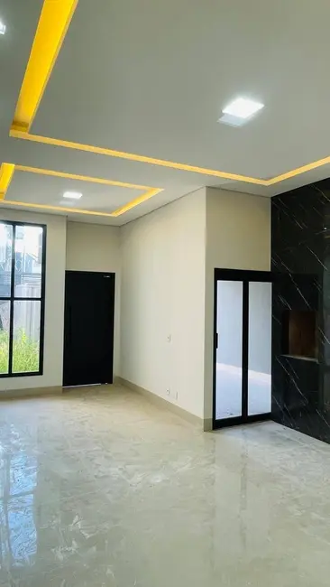 Casa com 3 quartos à venda, 106m2 em Cidade Alta, Cuiaba - MT - imagem 3 Foto 3 de Casa com 3 quartos à venda, 106m2 em Cidade Alta, Cuiaba - MT