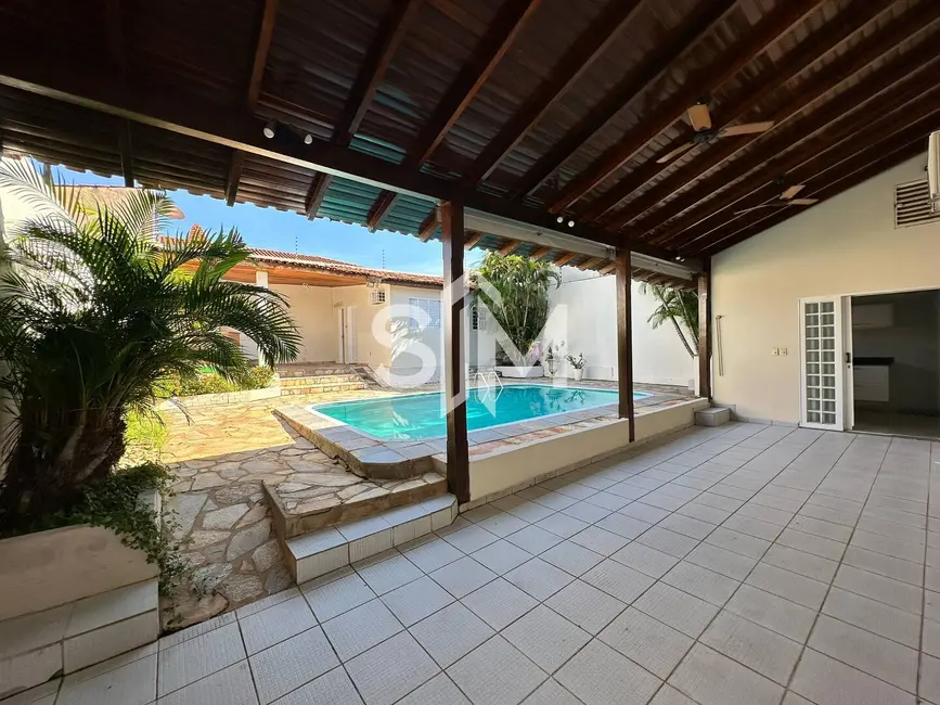 Casa com 3 quartos à venda, 420m2 em Boa Esperança, Cuiaba - MT - imagem 3 Foto 3 de Casa com 3 quartos à venda, 420m2 em Boa Esperança, Cuiaba - MT