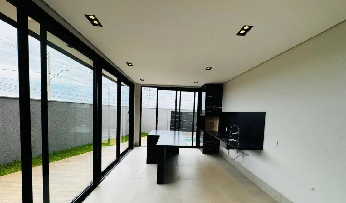 Foto 5 de Casa de Condomínio com 4 quartos à venda em Ribeirão do Lipa, Cuiaba - MT