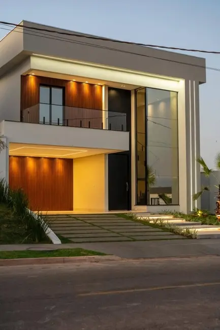 Foto 1 de Casa de Condomínio com 3 quartos à venda, 409m2 em Varzea Grande - MT