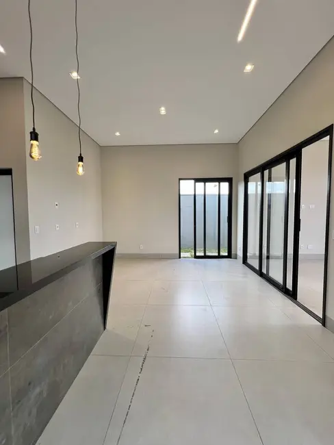 Foto 6 de Casa de Condomínio com 3 quartos à venda, 138m2 em Ribeirão do Lipa, Cuiaba - MT