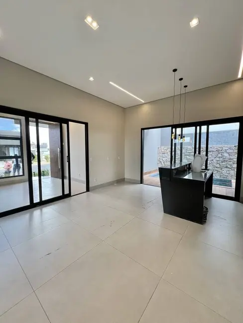 Foto 5 de Casa de Condomínio com 3 quartos à venda, 138m2 em Ribeirão do Lipa, Cuiaba - MT