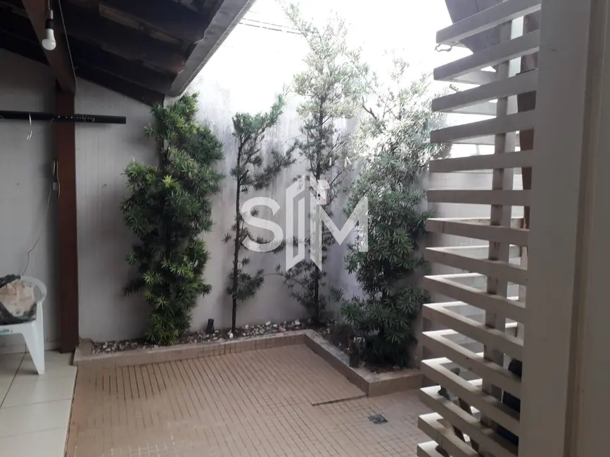 Casa de Condomínio com 3 quartos à venda, 200m2 em Barra do Pari, Cuiaba - MT - imagem 8 Foto 8 de Casa de Condomínio com 3 quartos à venda, 200m2 em Barra do Pari, Cuiaba - MT