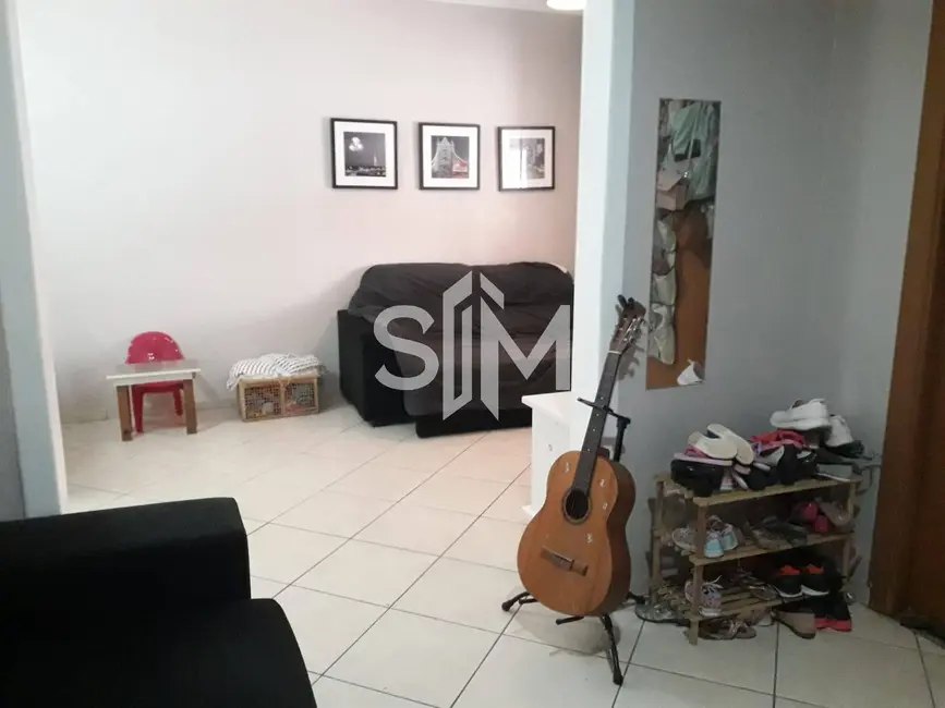 Casa de Condomínio com 3 quartos à venda, 200m2 em Barra do Pari, Cuiaba - MT - imagem 3 Foto 3 de Casa de Condomínio com 3 quartos à venda, 200m2 em Barra do Pari, Cuiaba - MT