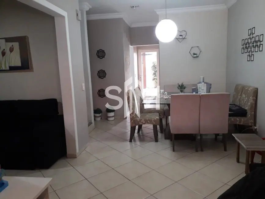 Casa de Condomínio com 3 quartos à venda, 200m2 em Barra do Pari, Cuiaba - MT - imagem 4 Foto 4 de Casa de Condomínio com 3 quartos à venda, 200m2 em Barra do Pari, Cuiaba - MT
