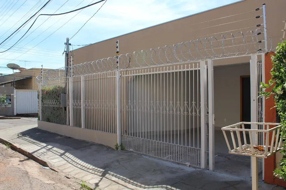 Foto 2 de Casa com 3 quartos à venda, 287m2 em Morada do Ouro, Cuiaba - MT
