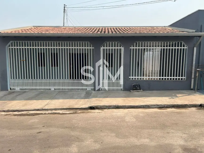 Foto 2 de Casa com 2 quartos à venda, 180m2 em Parque Cuiabá, Cuiaba - MT