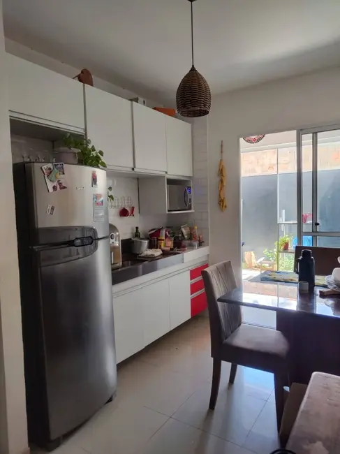 Casa de Condomínio com 2 quartos à venda, 100m2 em Jardim Imperial, Cuiaba - MT - imagem 7 Foto 7 de Casa de Condomínio com 2 quartos à venda, 100m2 em Jardim Imperial, Cuiaba - MT