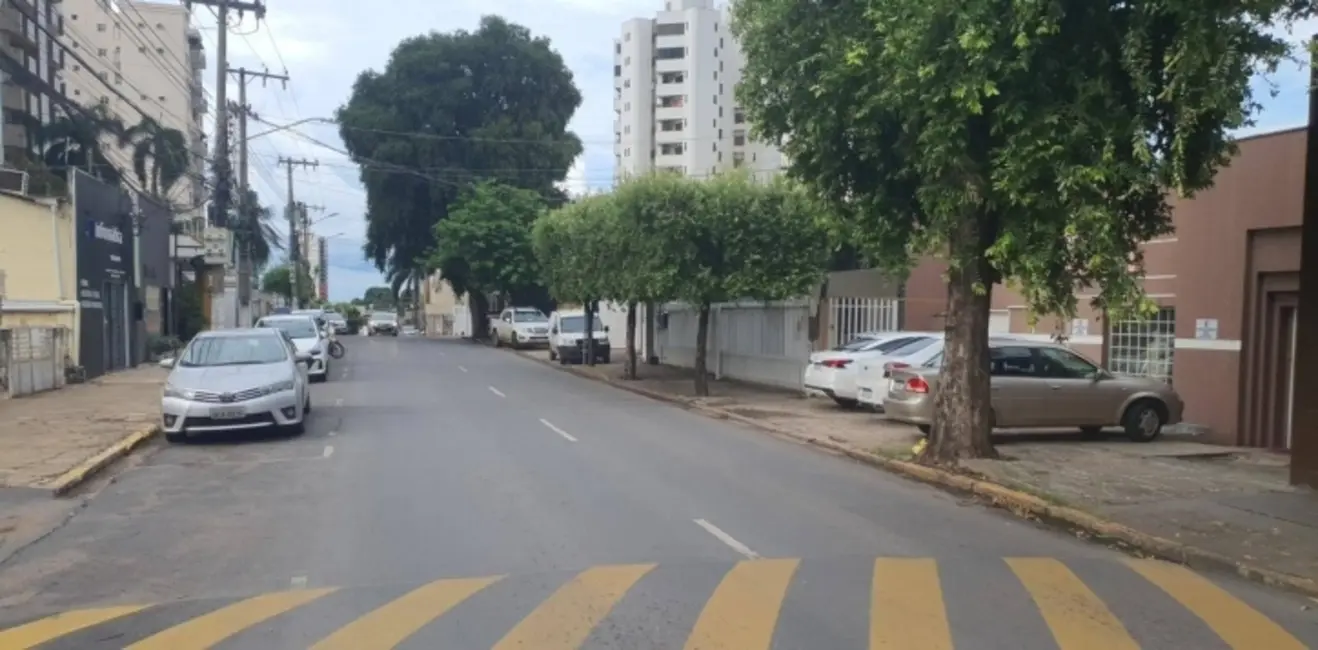 Sala Comercial à venda, 440m2 em Quilombo, Cuiaba - MT - imagem 2 Foto 2 de Sala Comercial à venda, 440m2 em Quilombo, Cuiaba - MT