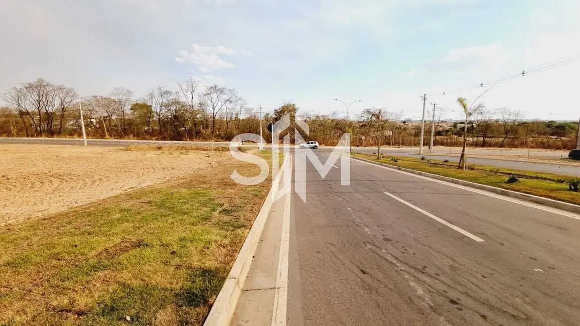Foto 1 de Terreno / Lote à venda, 270m2 em Cuiaba - MT