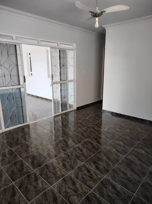 Casa com 4 quartos à venda em Canelas, Varzea Grande - MT - imagem 3 Foto 3 de Casa com 4 quartos à venda em Canelas, Varzea Grande - MT