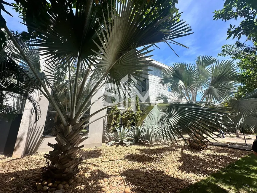 Foto 2 de Casa de Condomínio com 4 quartos à venda, 901m2 em Jardim Itália, Cuiaba - MT