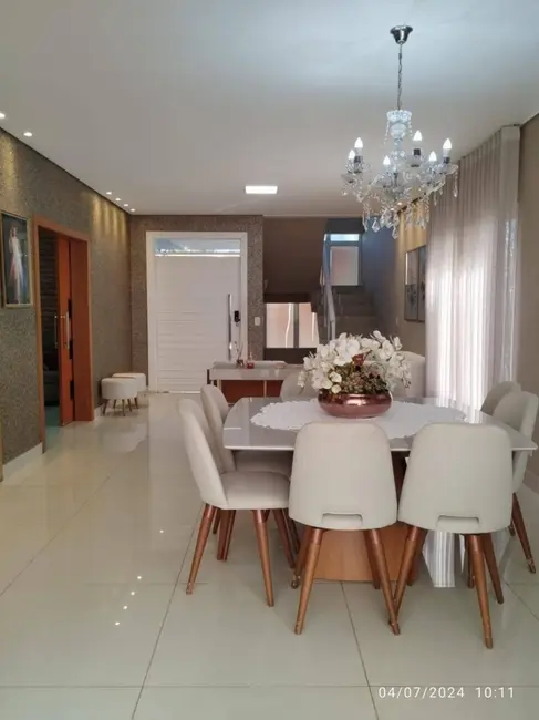 Casa de Condomínio com 3 quartos à venda, 394m2 em Jardim Itália, Cuiaba - MT - imagem 7 Foto 7 de Casa de Condomínio com 3 quartos à venda, 394m2 em Jardim Itália, Cuiaba - MT