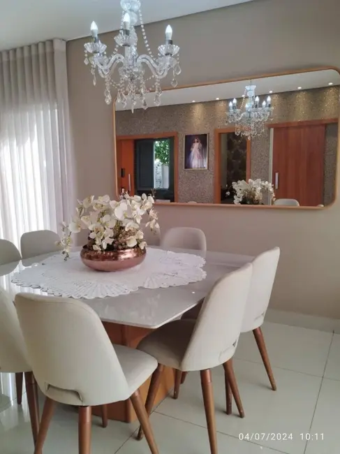 Casa de Condomínio com 3 quartos à venda, 394m2 em Jardim Itália, Cuiaba - MT - imagem 4 Foto 4 de Casa de Condomínio com 3 quartos à venda, 394m2 em Jardim Itália, Cuiaba - MT