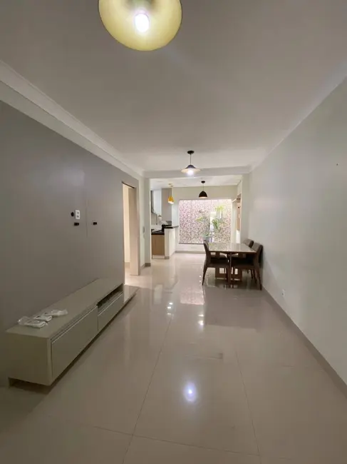 Foto 2 de Casa de Condomínio com 2 quartos à venda, 127m2 em Parque Residencial das Nações Indígenas, Cuiaba - MT