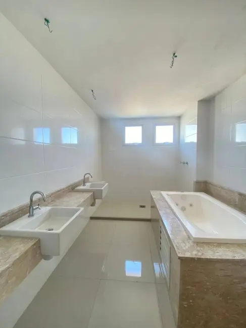 Apartamento com 4 quartos à venda, 226m2 em Quilombo, Cuiaba - MT - imagem 6 Foto 6 de Apartamento com 4 quartos à venda, 226m2 em Quilombo, Cuiaba - MT