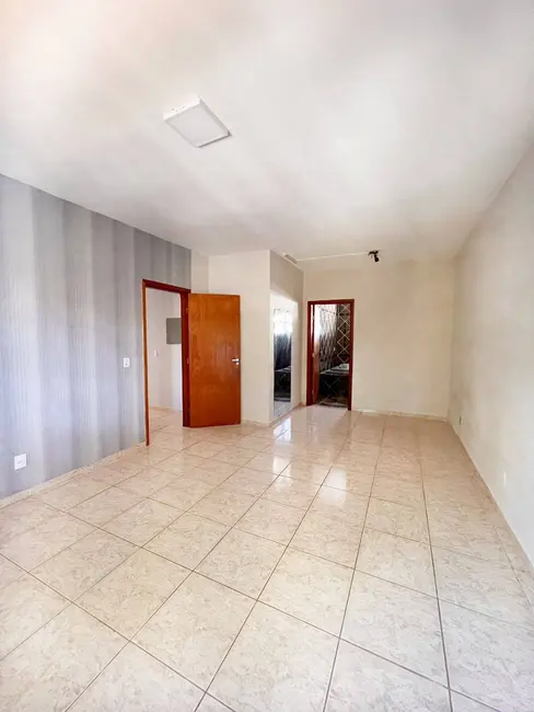 Foto 5 de Casa com 5 quartos à venda e para alugar, 390m2 em Santa Rosa, Cuiaba - MT