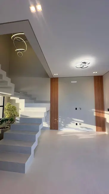 Foto 4 de Casa de Condomínio com 4 quartos à venda, 229m2 em Ribeirão do Lipa, Cuiaba - MT