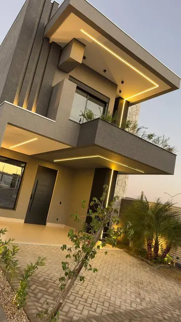 Foto 1 de Casa de Condomínio com 4 quartos à venda, 229m2 em Ribeirão do Lipa, Cuiaba - MT