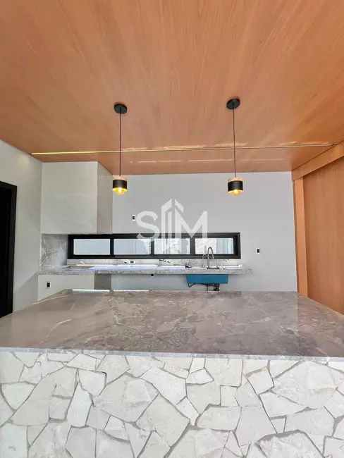 Casa com 3 quartos à venda, 190m2 em Morada dos Nobres, Cuiaba - MT - imagem 1 Foto 1 de Casa com 3 quartos à venda, 190m2 em Morada dos Nobres, Cuiaba - MT