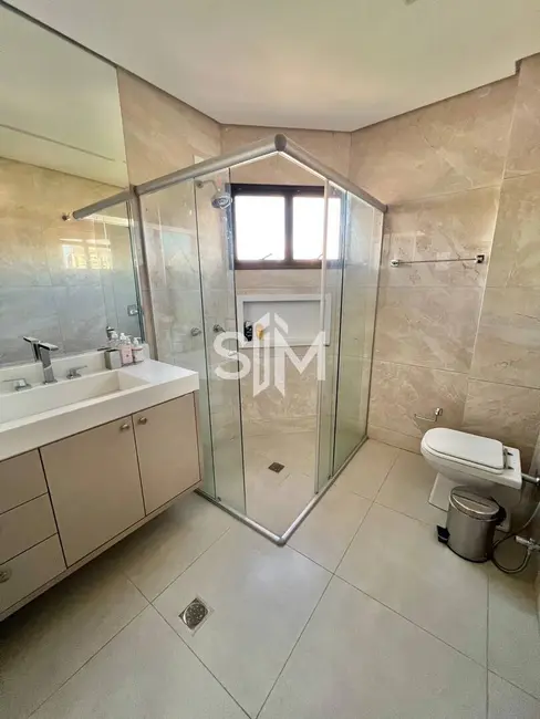 Apartamento com 3 quartos à venda e para alugar, 245m2 em Quilombo, Cuiaba - MT - imagem 6 Foto 6 de Apartamento com 3 quartos à venda e para alugar, 245m2 em Quilombo, Cuiaba - MT